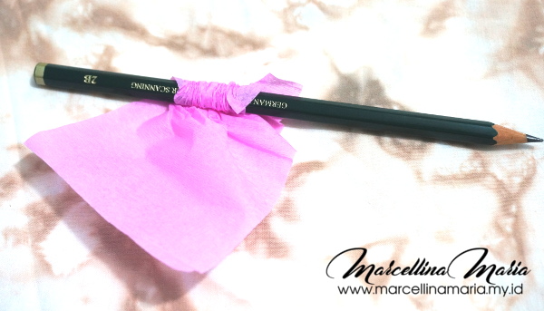 DIY rose egg, step by step how to make rose egg. Easy to make and will become a beautiful centerpiece.